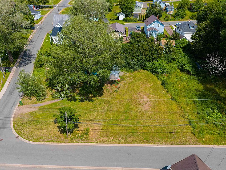 1st image of 1 Drummond St #1