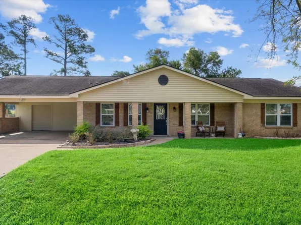 32033 Birdie Dr, Waller, TX 77484