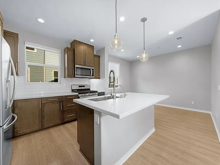 507 Sanderling Ln — Photo 34