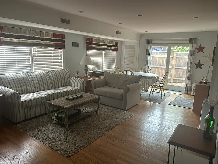 301 Swans Wharf Row — Photo 11