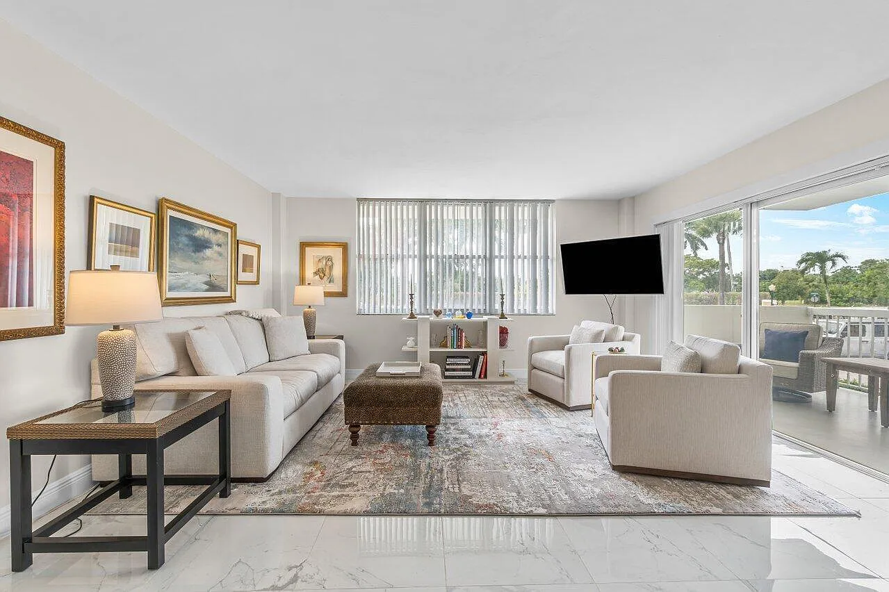 2600 N Flagler Dr — Photo 1