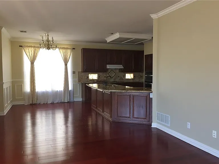 3941 Evesham Dr — Photo 6
