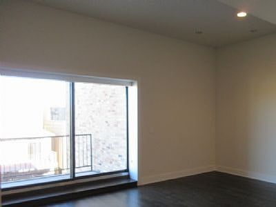 3rd image of 1741 N Milwaukee Ave #6