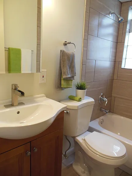 1201 Edgecliff Road - 3 — Photo 4