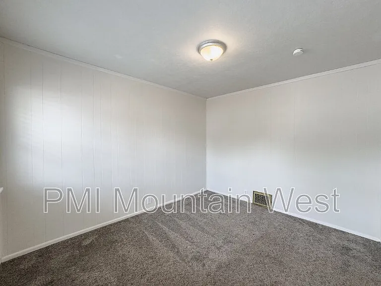 1134 S McClelland St — Photo 18