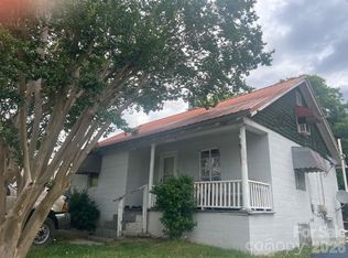 157 Quaker Rd, Mount Airy, NC 27030