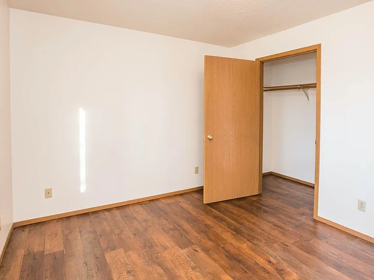 105 Pullman Ct — Photo 10