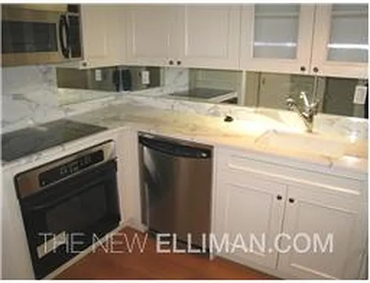 Rented by Douglas Elliman | media 26