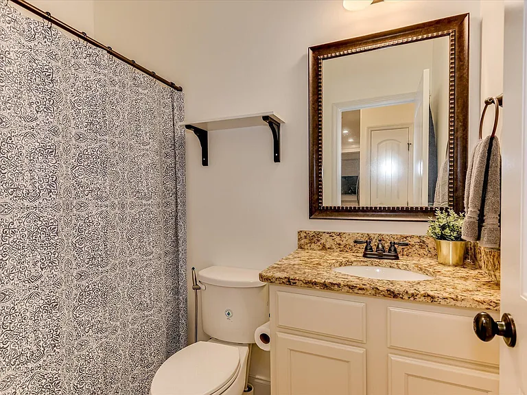 259 Wentworth Pl — Photo 24