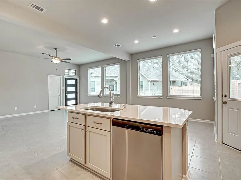 332 N Spotted Fern Dr — Photo 6
