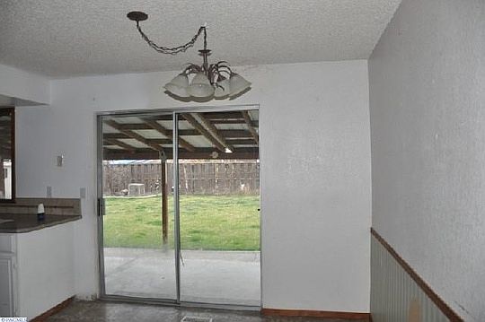 3rd image of 1803 W 10th Ave