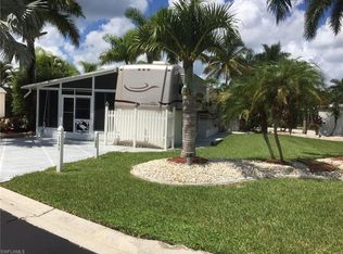 1305 Amethyst Lake Ln, Naples, FL 34114