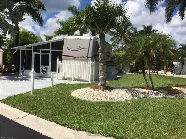 1305 Amethyst Lake Ln, Naples, FL 34114