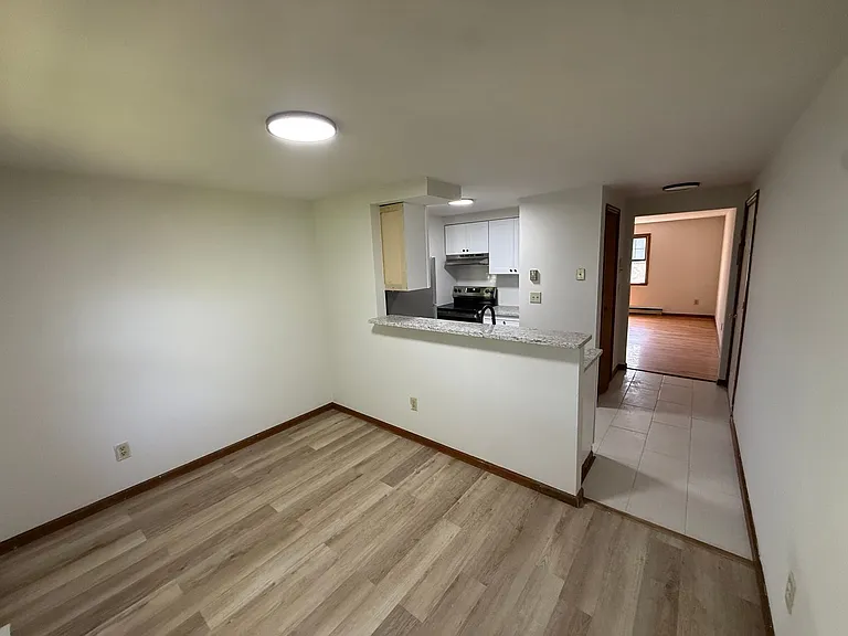 148 McCarty Ave — Photo 6