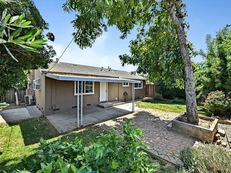 1411 Santa Fe Dr — Photo 33