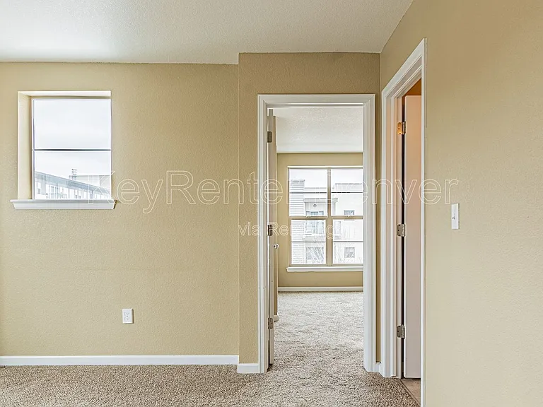 492 S Saulsbury St — Photo 38