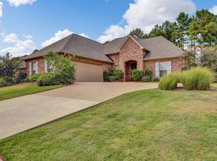 199 Memory Ln, Madison, MS 39110