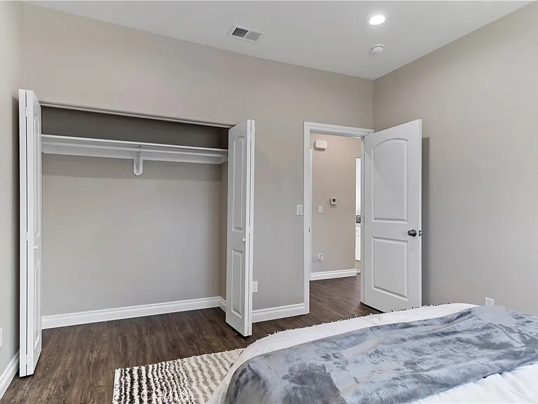 14102 Edwards — Photo 20