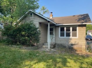 4919 Little Dr, McHenry, IL 60051