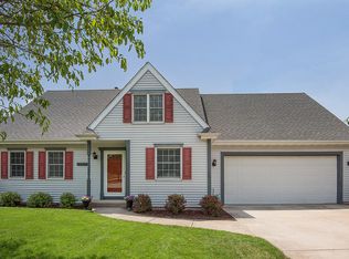 22746 S Michael Dr, Channahon, IL 60410