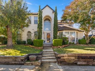 692 Summit Rdg, Lewisville, TX 75077