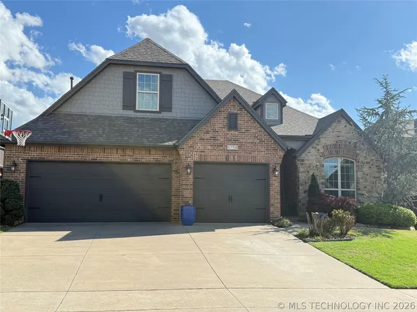 5758 E 143rd St S, Bixby, OK 74008