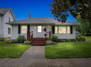 306 Mulberry St, Tipton, IA 52772