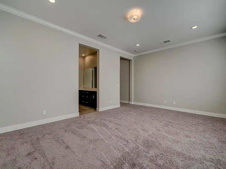 924 Solarium Dr — Photo 21