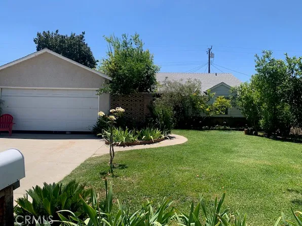 1004 E Galatea St, Azusa, CA 91702