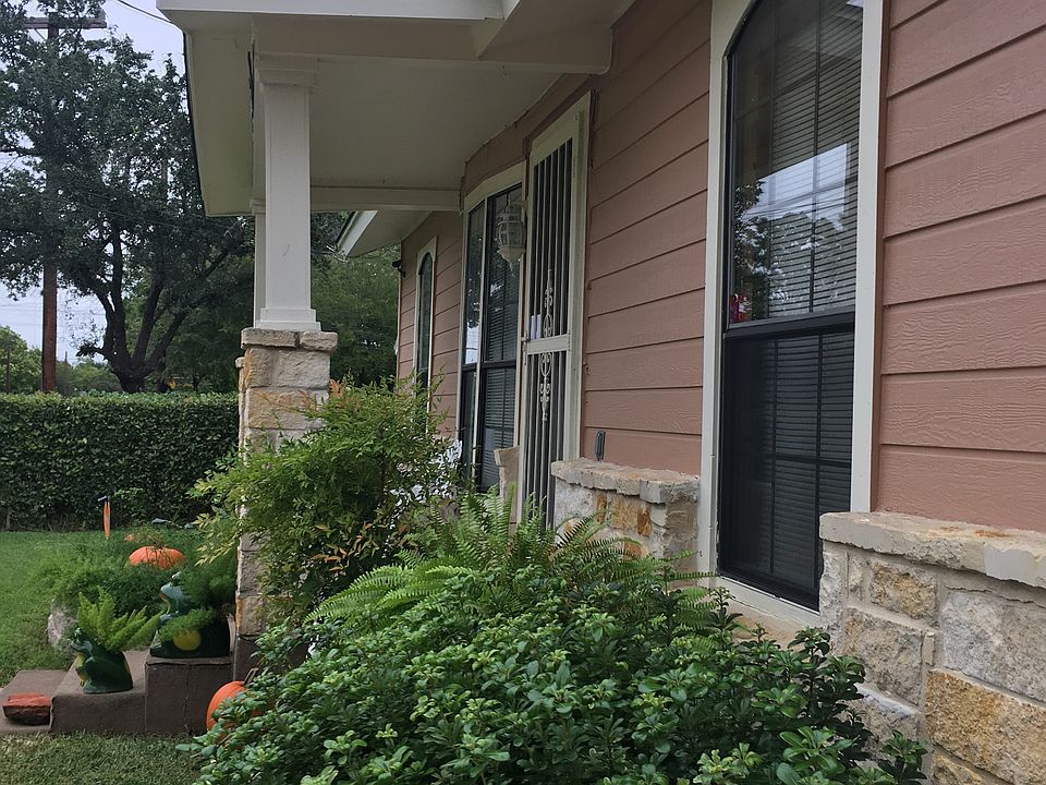 1st image of 1304 W Pyron Ave