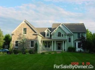 9 Harvey Rd, Newburgh, NY 12550