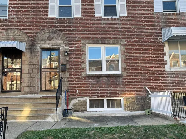 1354 Wells St, Philadelphia, PA 19111