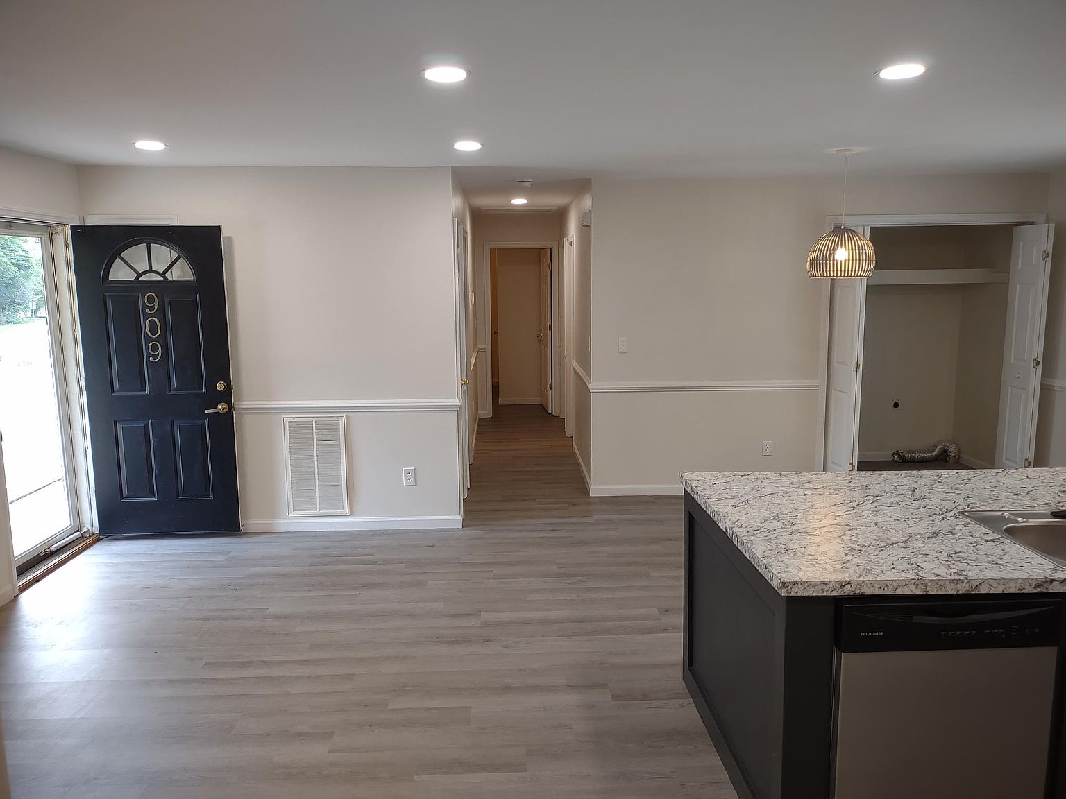 909 Meadow Dr, Lugoff, SC 29078 Zillow