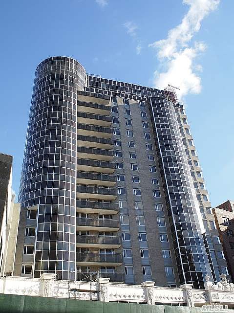 1st image of 133-38 Sanford Ave