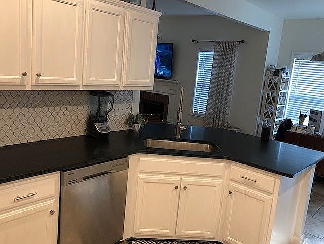 1st image of 1517 Beaufort Pl