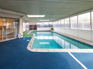 395 Winchester Ct, Foster City, CA 94404