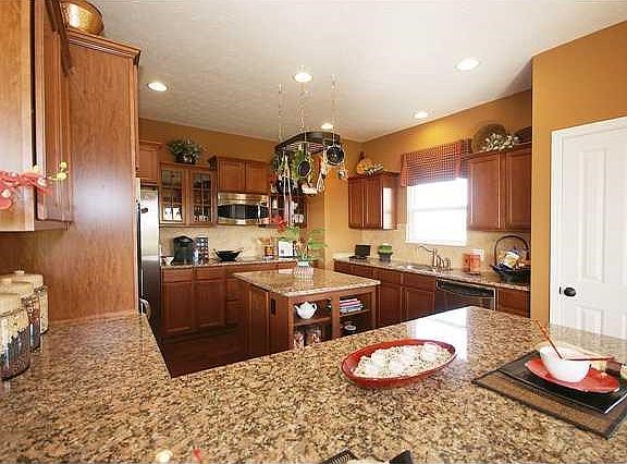 This photo is of the same model but in a different CalAtlant