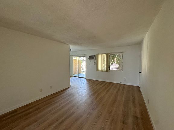 4th image of 5111 Denny Ave APT 8