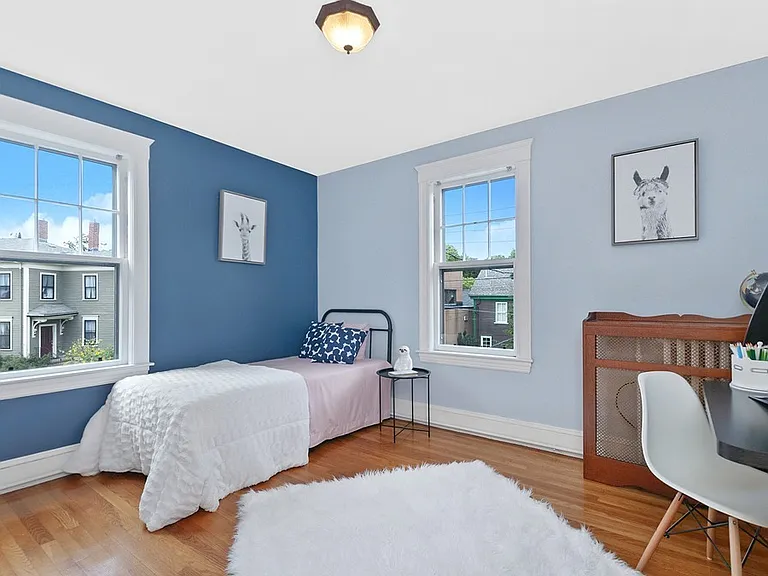 47 Seaverns Ave #2R — Photo 2