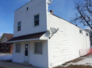 304 Isabella St, Radcliffe, IA 50230