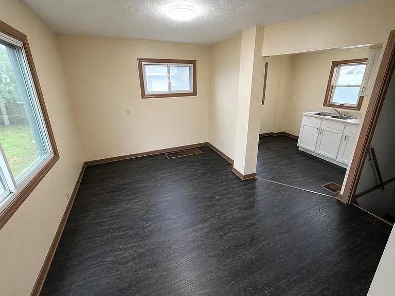 959 Cole Ave — Photo 7