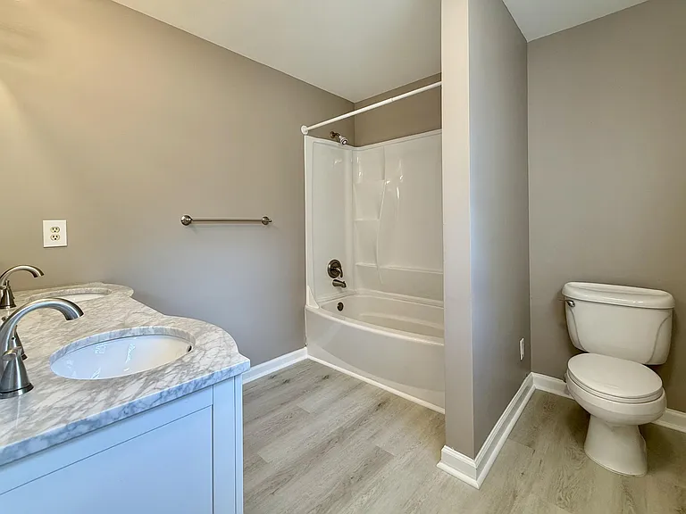104 Conductor Ct — Photo 11