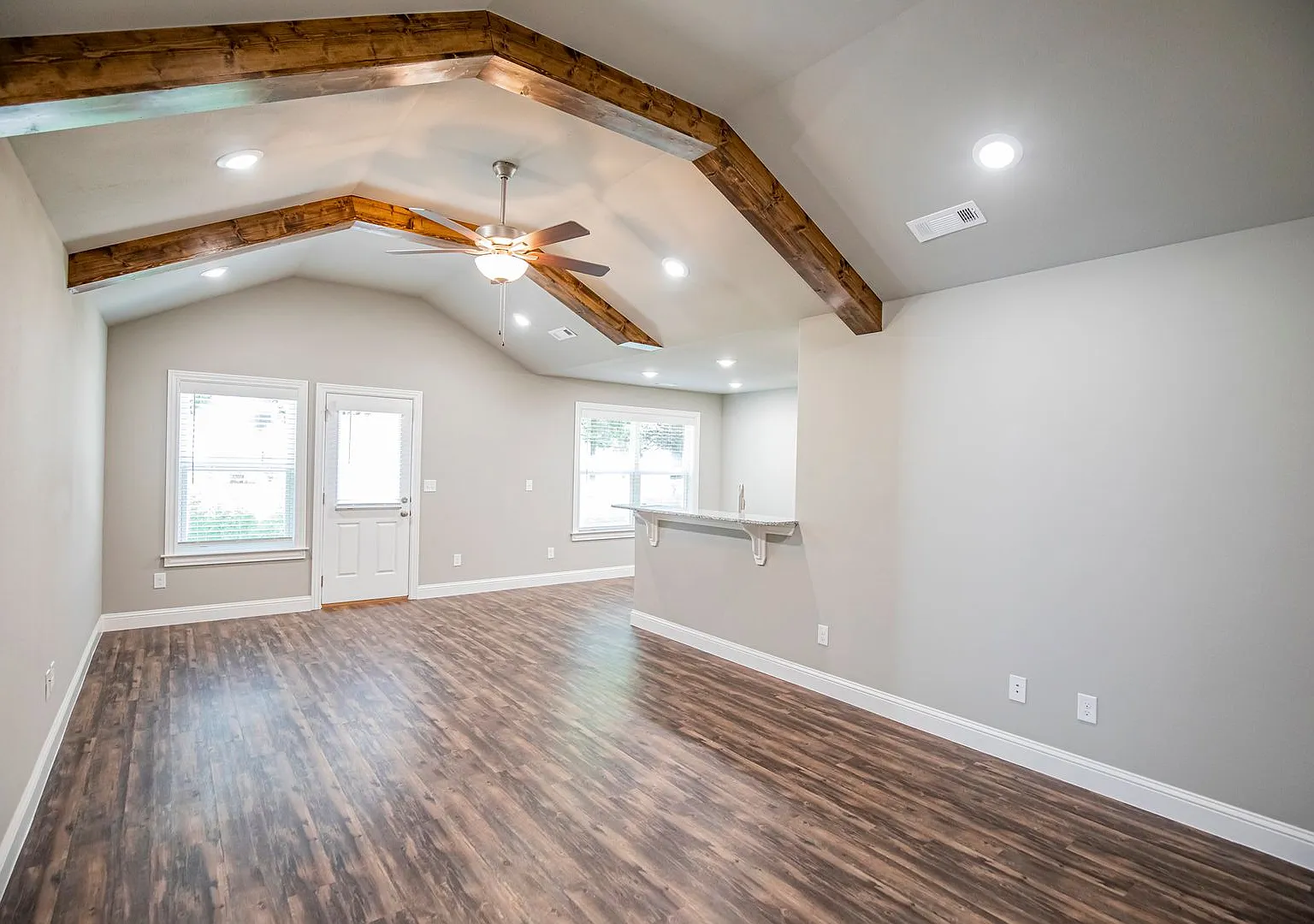 508 Osage Trace — Photo 3
