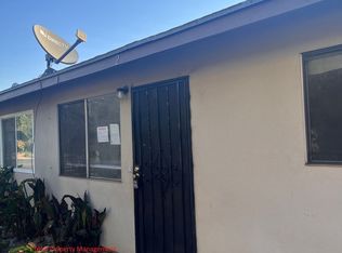 915 W Oak Ave APT 2, Visalia, CA 93291