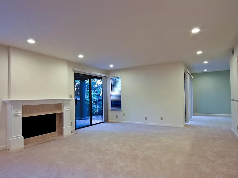 555 Thain Way — Photo 6