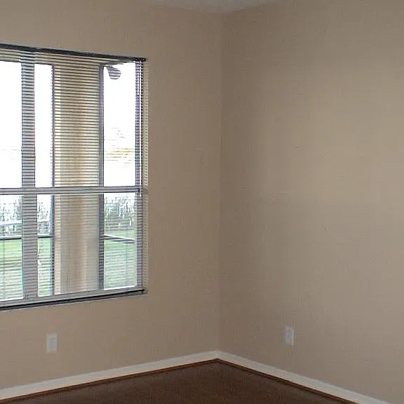 7215 Colonial Lake Dr — Photo 6
