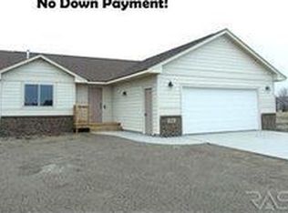 201 N Cardinal Ave, Brandon, SD 57005