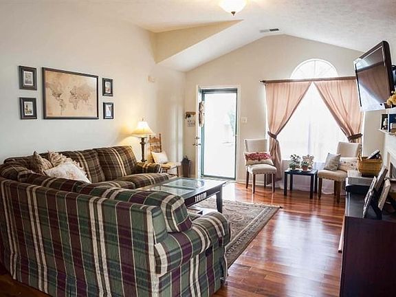 5th image of 4237 Kensington Garden Ct