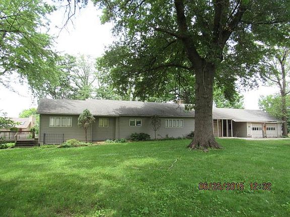 3rd image of 122 Dockside Cir