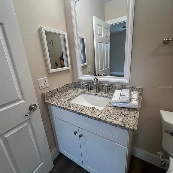 2472 Picnic St — Photo 14